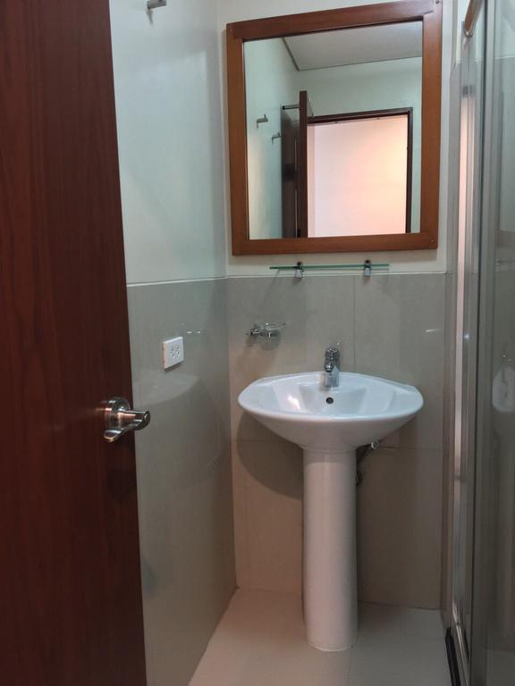 Studio Unit At The Beacon Makati Manila Exterior foto